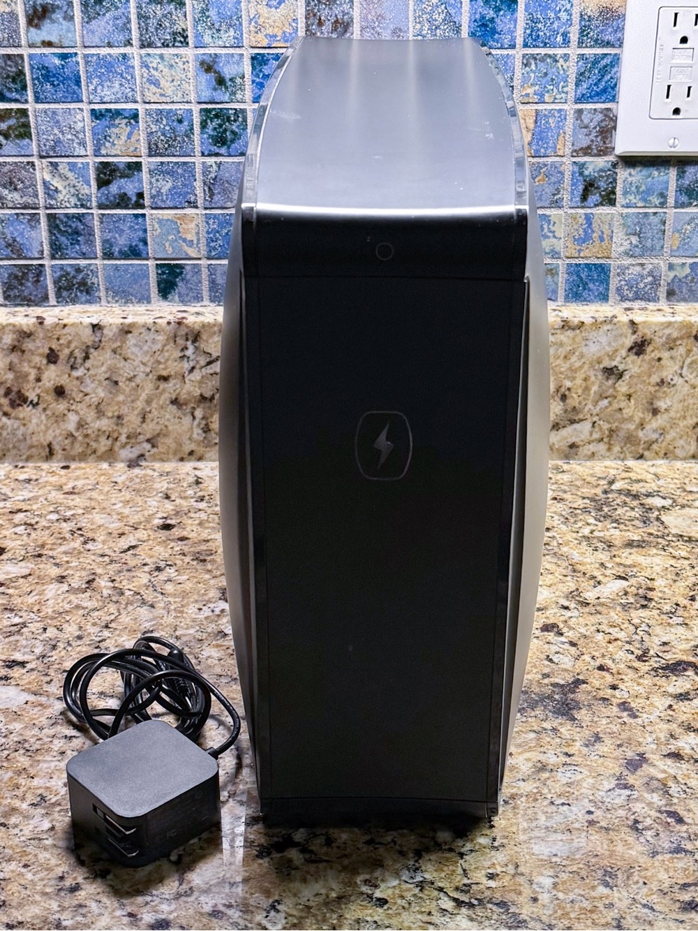 HomeSoap XL UV Light Sanitizer | 360° UV Sanitizing Box & Charger | Black